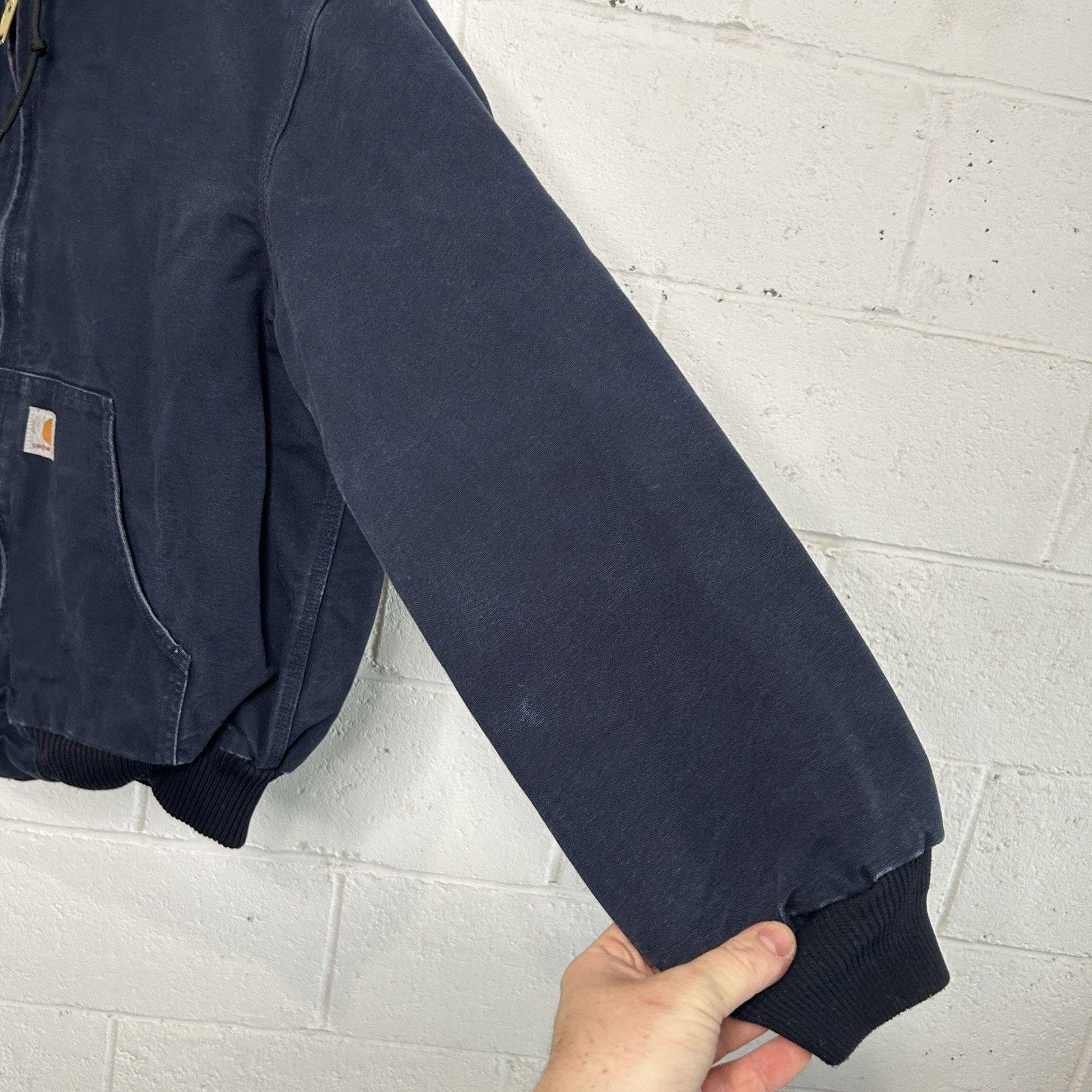 Carhartt Carhartt Quilted Hooded Active Jacket “Dark Navy” J140 DNY Size US L / EU 52-54 / 3 - 7 Thumbnail