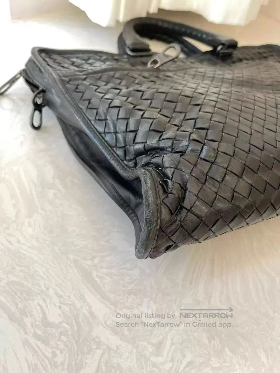 Bottega Veneta Woven Black Leather Tote Bag. Size ONE SIZE - 5 Thumbnail