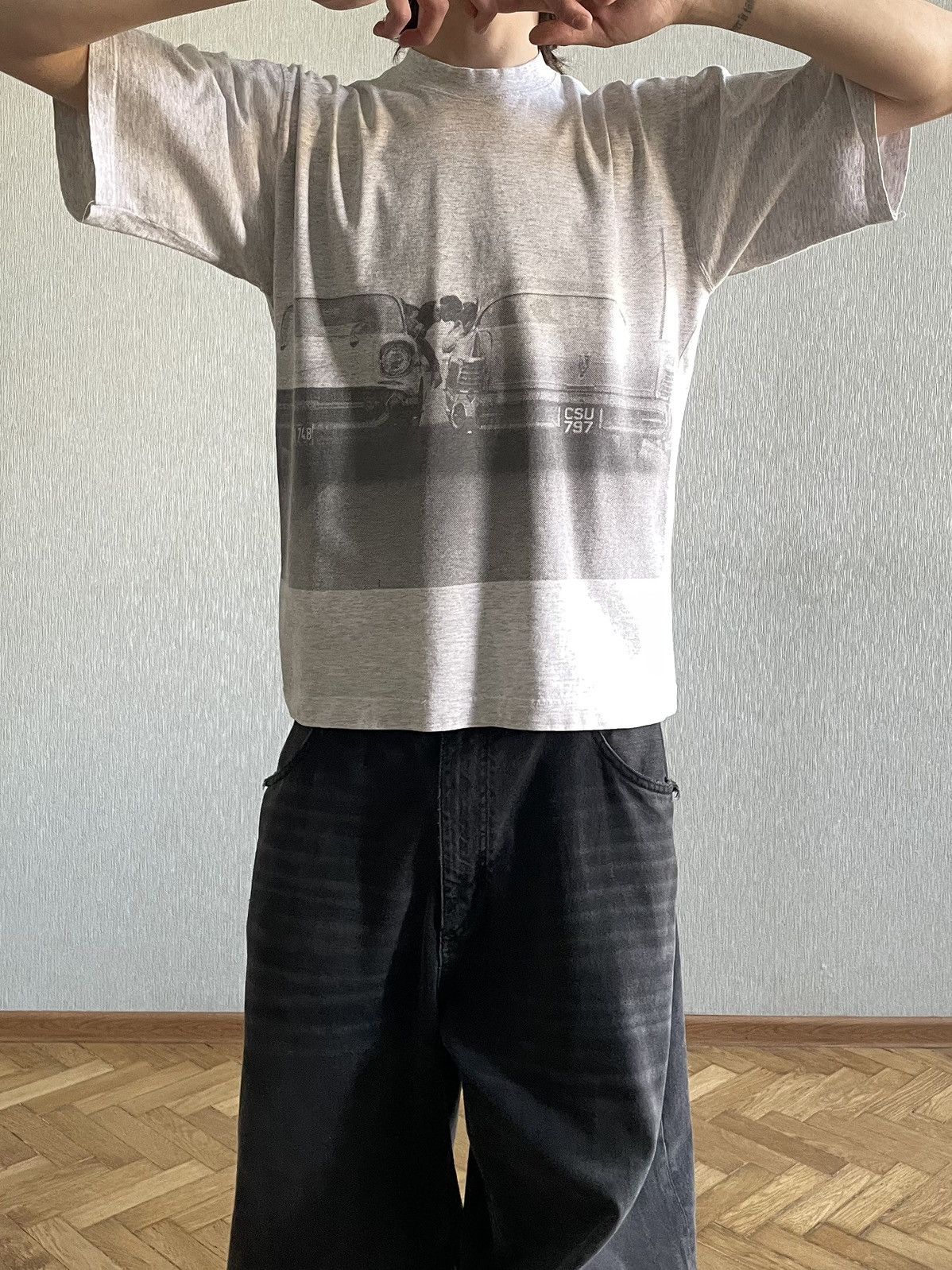 Vintage 1990s Kissing: Vintage Boxy T-Shirt, Double Stitch Size US L / EU 52-54 / 3 - 5 Thumbnail