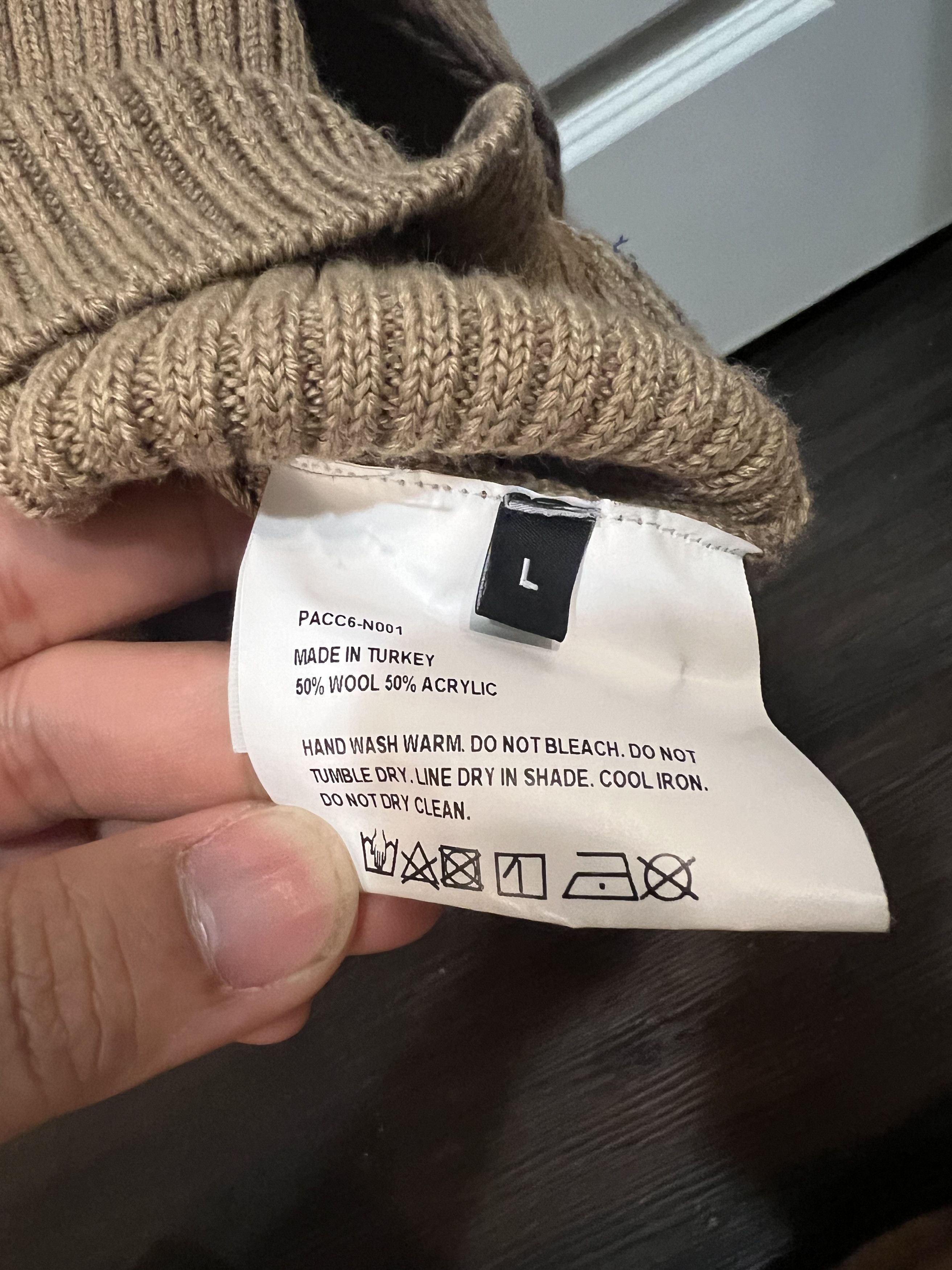PACCBET Rassvet Turtleneck Sweater Size US L / EU 52-54 / 3 - 5 Thumbnail