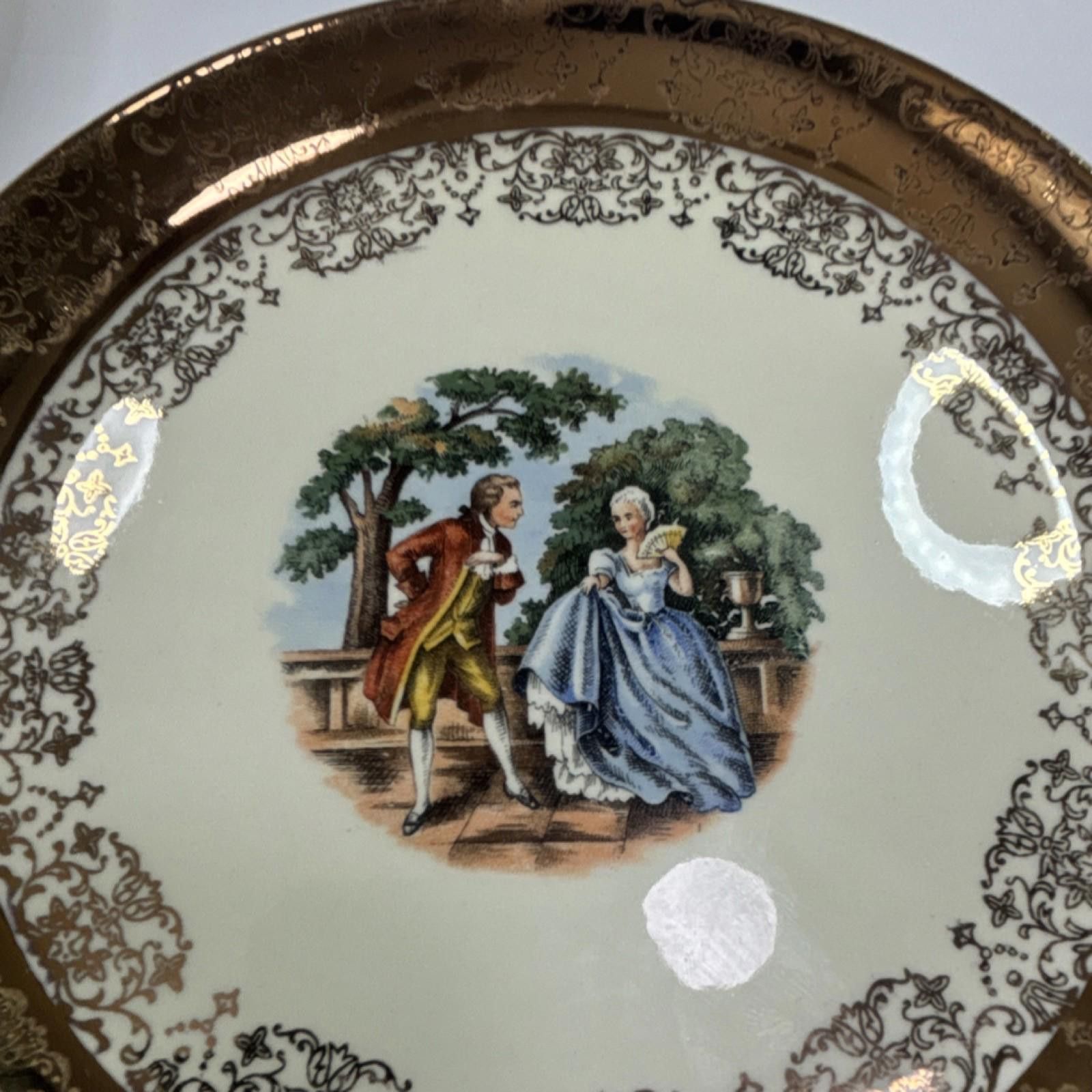 Other Crest O Gold Porcelain Plates Victorian Couple 22K Set of 3 Size ONE SIZE - 4 Thumbnail