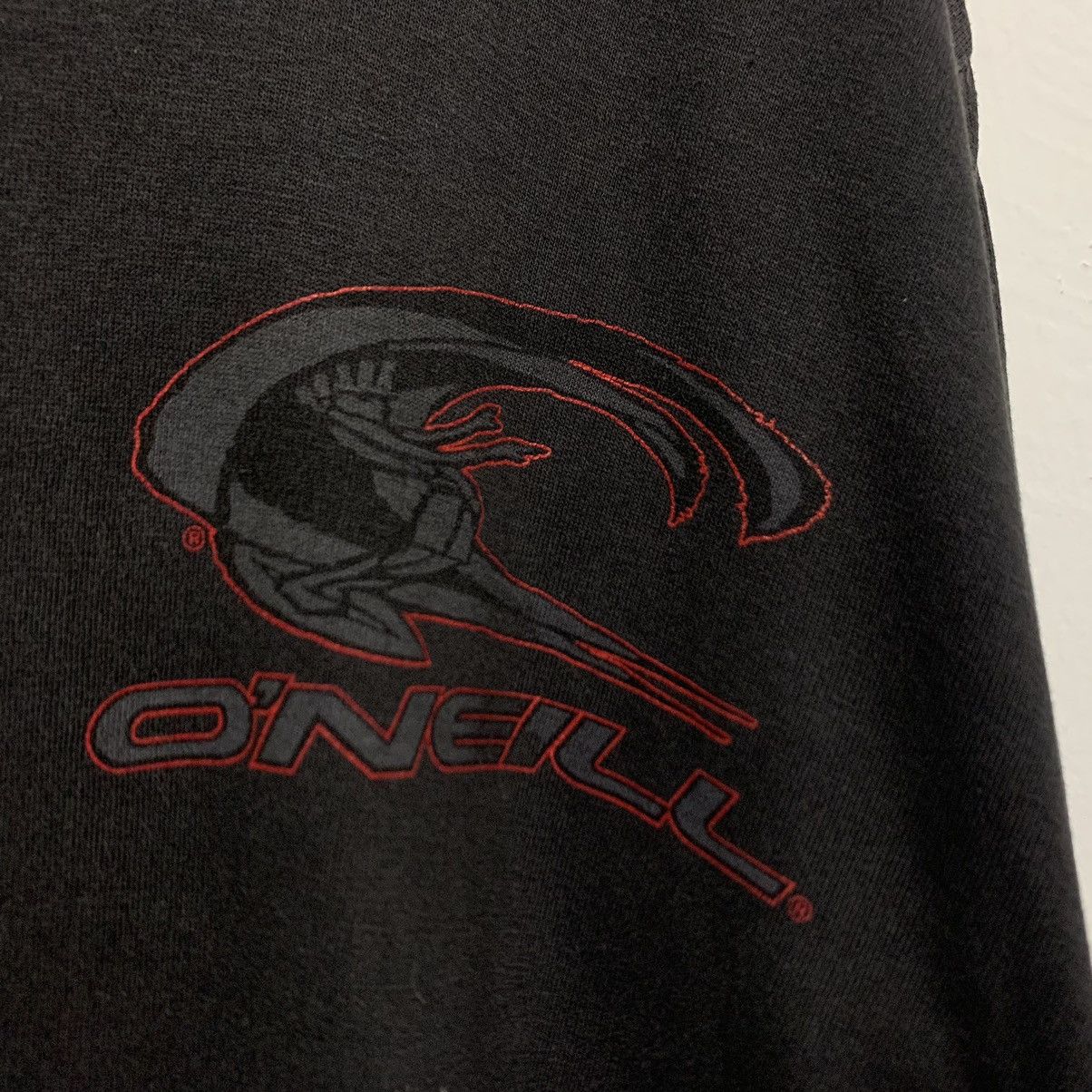 O'Neill Vintage 90s O’neill ‘Animal’ Surfing Long Sleeve Tshirt Size US L / EU 52-54 / 3 - 5 Thumbnail