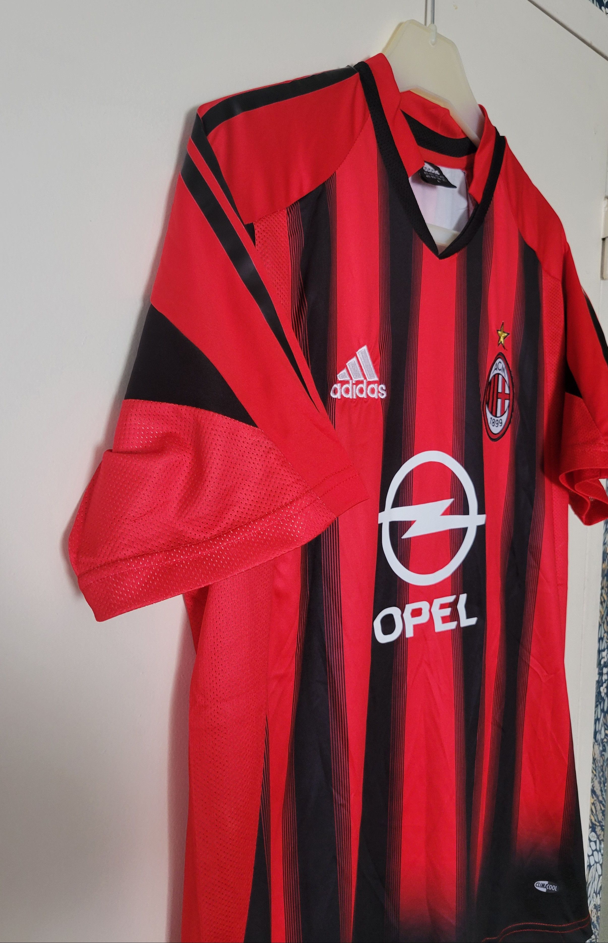 Other AC Milan 2004-2005 Kaka' 22 Vintage Retro Football Jersey Size US L / EU 52-54 / 3 - 4 Thumbnail