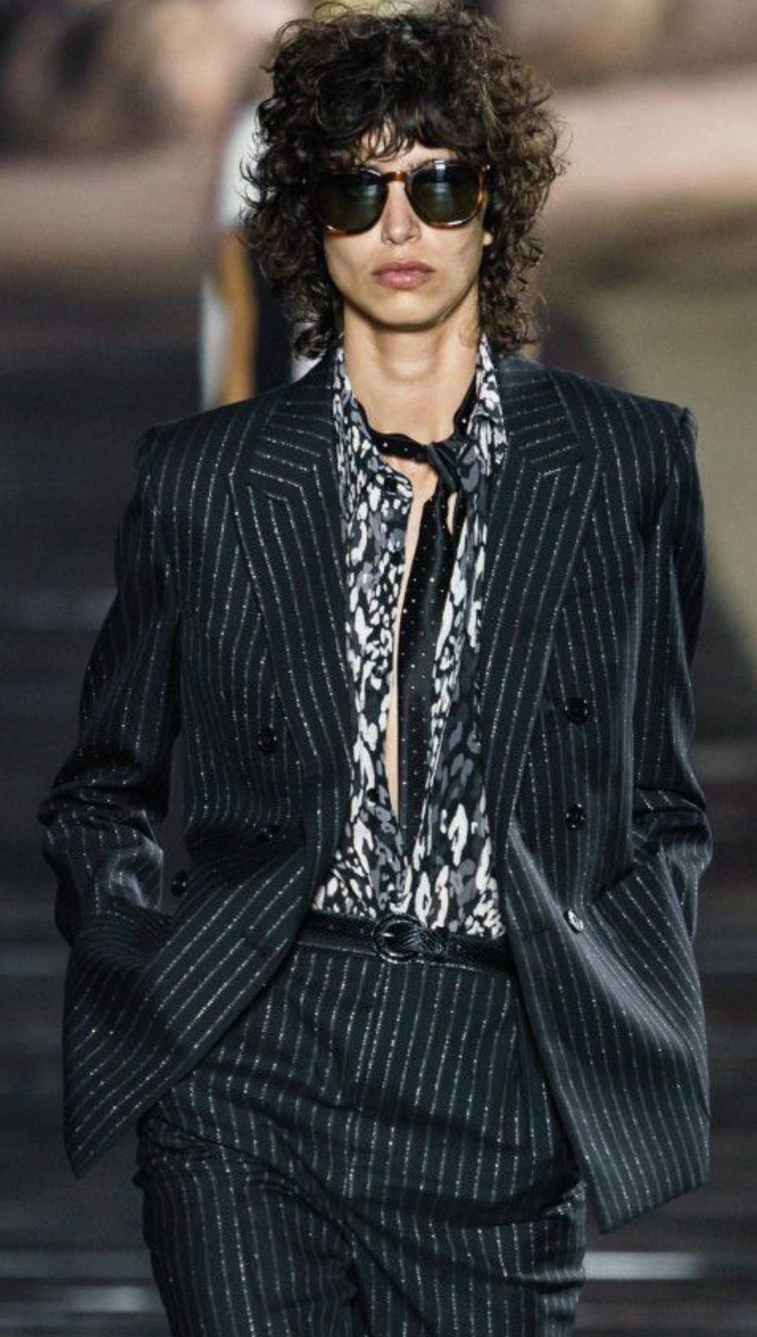 Saint Laurent Paris Saint Laurent Classic Black White Shirt Size US XXS / EU 40 - 1 Thumbnail