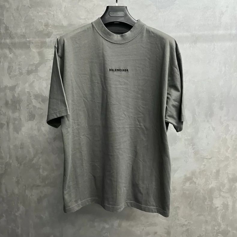 Balenciaga Balenciaga Grey Letter Logo Embroidered Crew Neck Short Sl Size US S / EU 44-46 / 1 - 1 Thumbnail