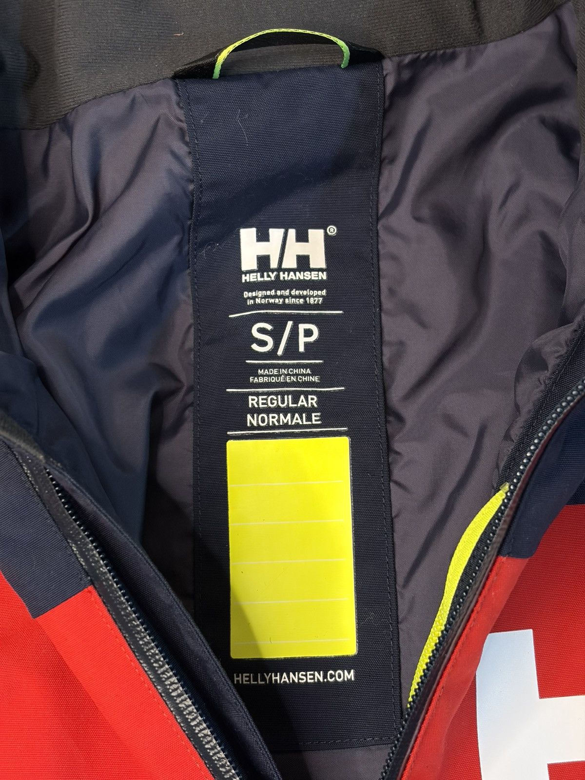 Helly Hansen Navy Blue and Red Helly Hansen Waterproof Jacket Size US S / EU 44-46 / 1 - 6 Thumbnail