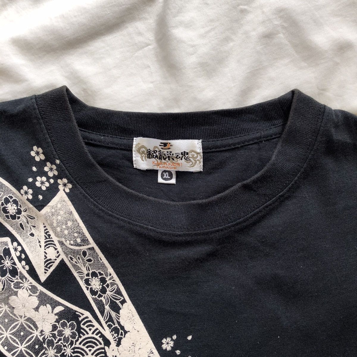 Japanese Brand KARA KURI Tamashi Gold Embroidery Dragon Longsleeve Shirt Size US XL / EU 56 / 4 - 6 Thumbnail