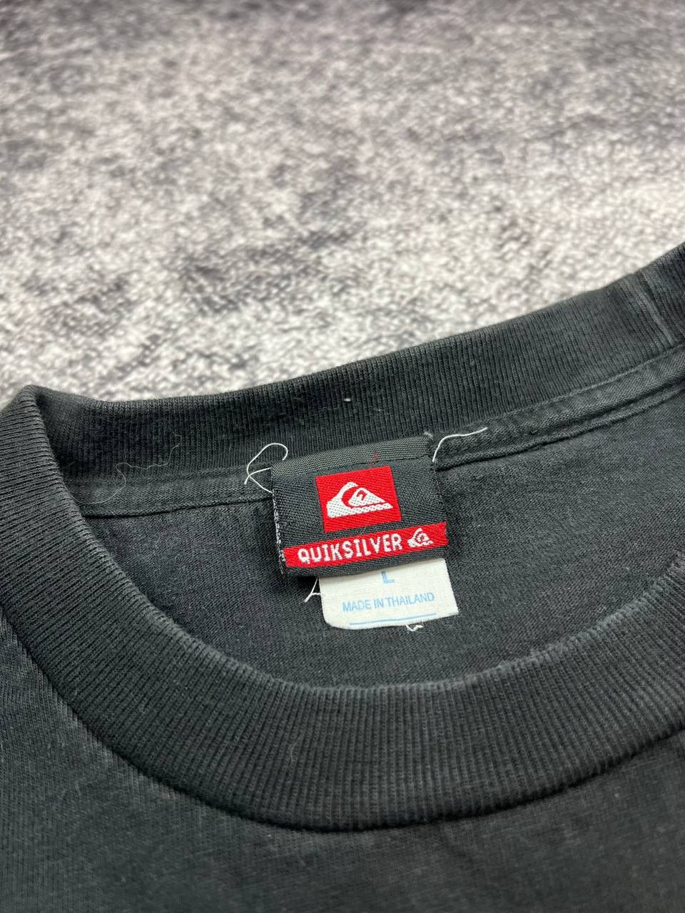 Quiksilver Vintage Quiksilver Surf Style T-shirt Big Logo Size US L / EU 52-54 / 3 - 7 Thumbnail