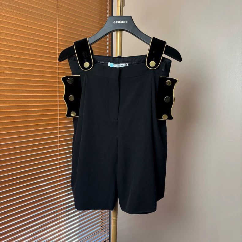 Givenchy Givenchy Size34 Black Suit Shorts Size 26" / US 2 / IT 38 - 1 Thumbnail