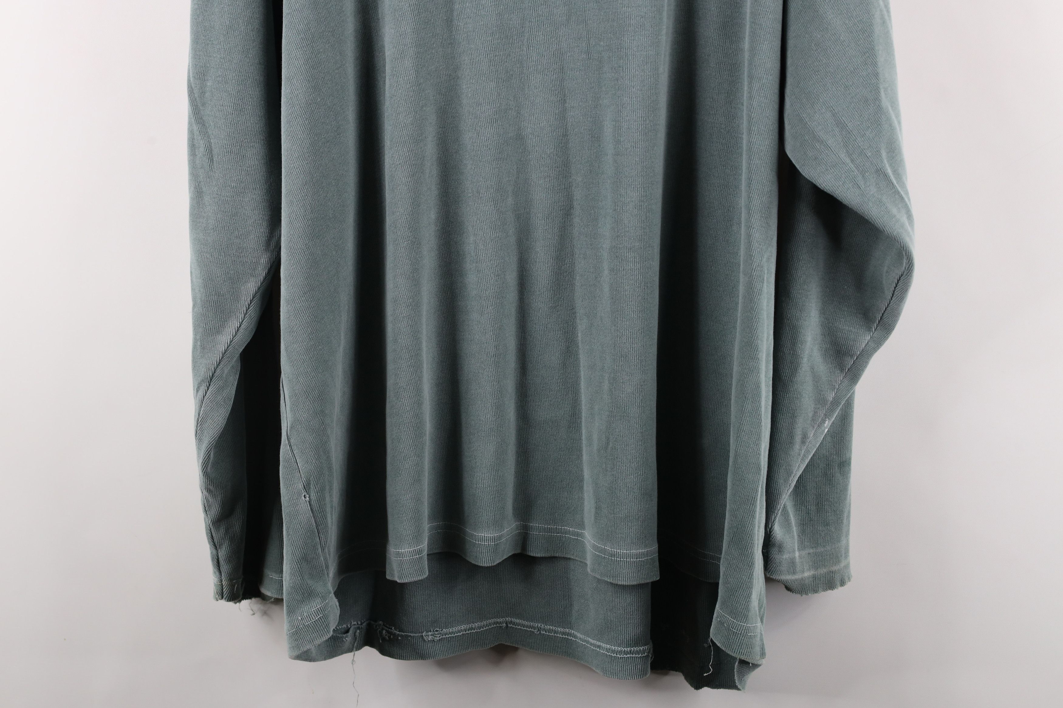 Vintage Vintage 90s Streetwear Nick & Jimmys Grill Ribbed T-Shirt Size US XL / EU 56 / 4 - 16 Thumbnail