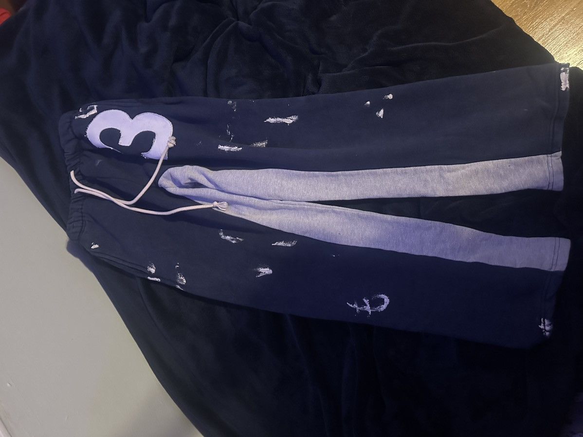 MNML Flared mnml sweat pants Size US 31 - 1 Thumbnail
