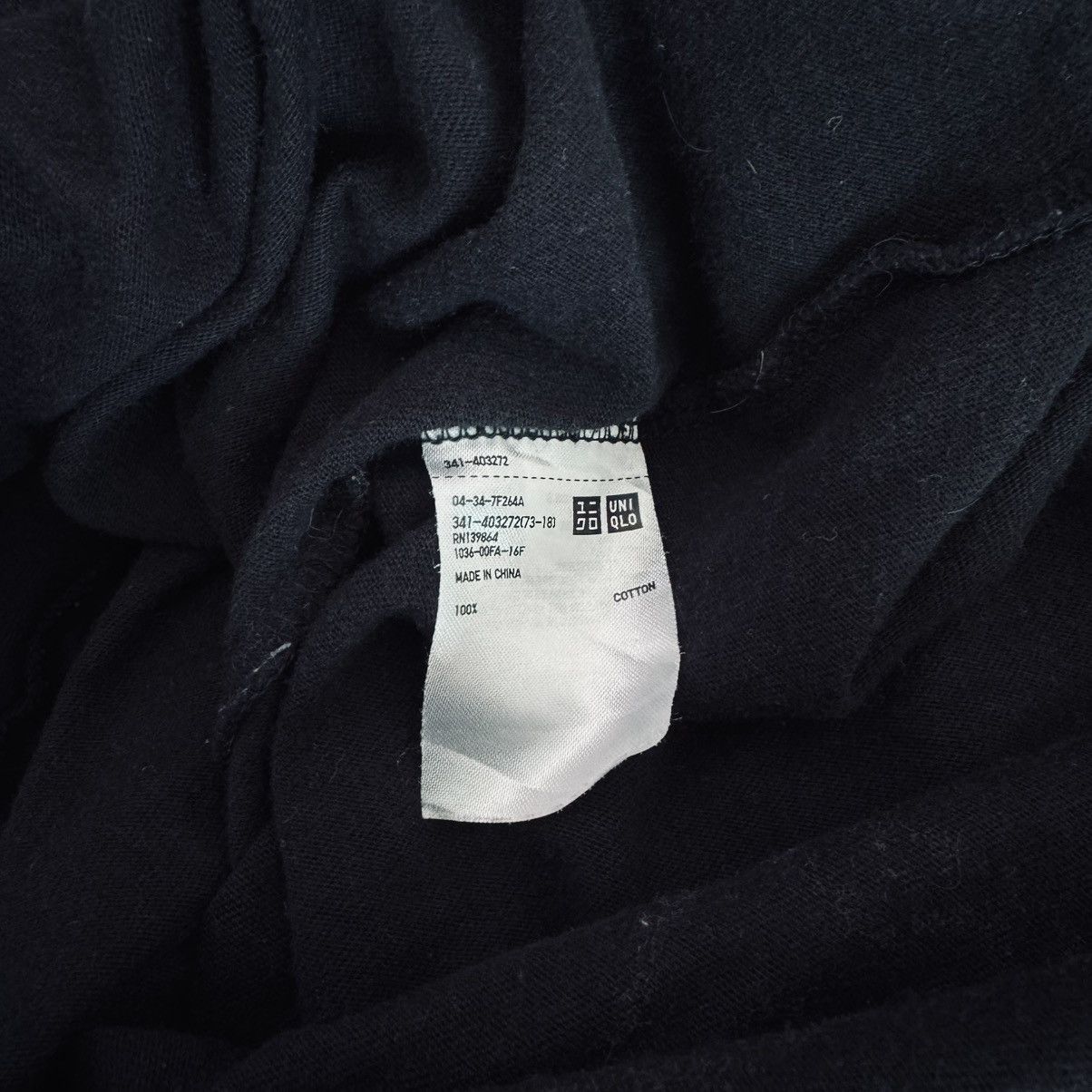 JW Anderson × Uniqlo Uniqlo X JWAnderson Art Tew Size US M / EU 48-50 / 2 - 6 Thumbnail
