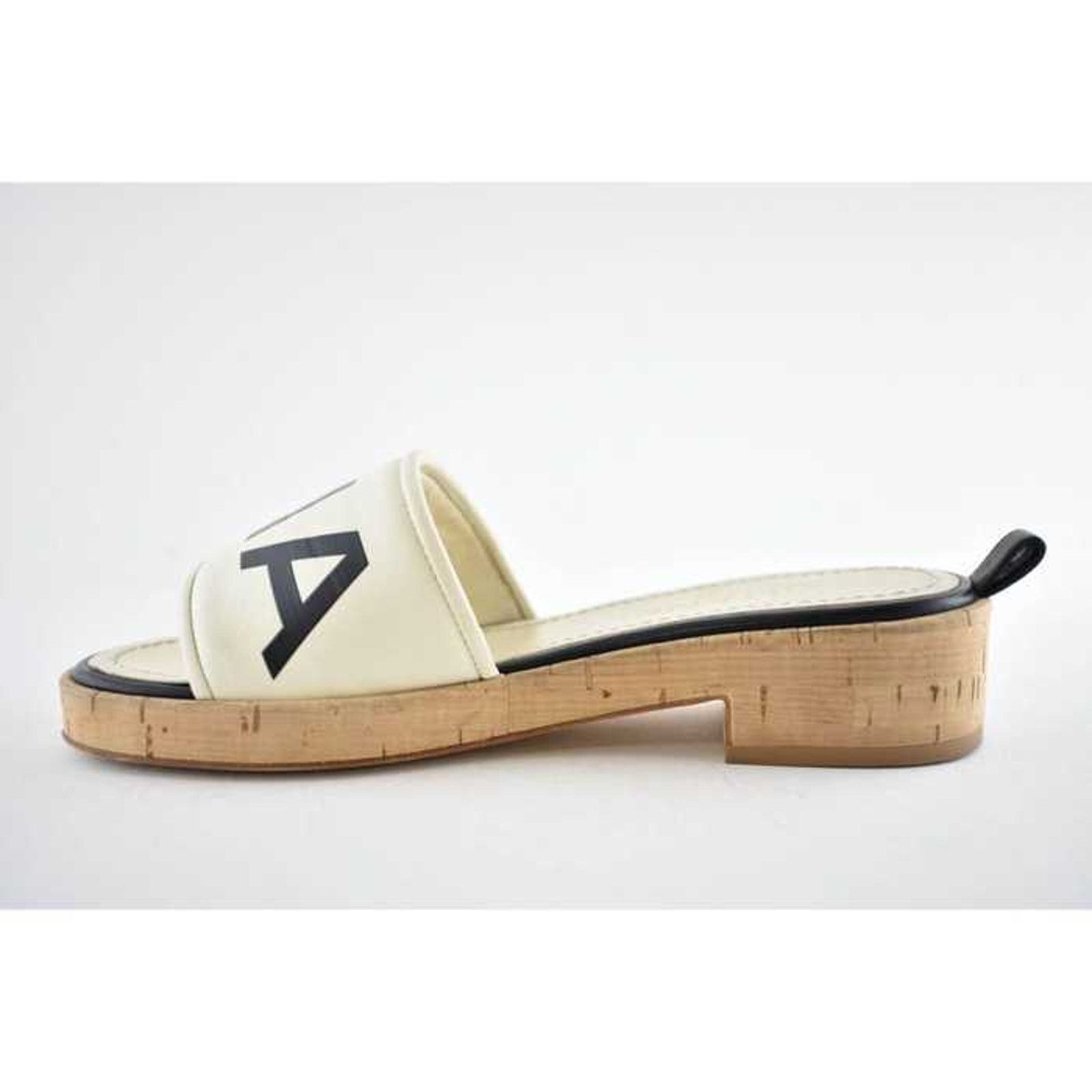 Chanel Chanel 19S Ivory Black Letter CC Logo Cork Mules Slide Size US 5 / IT 35 - 8 Thumbnail
