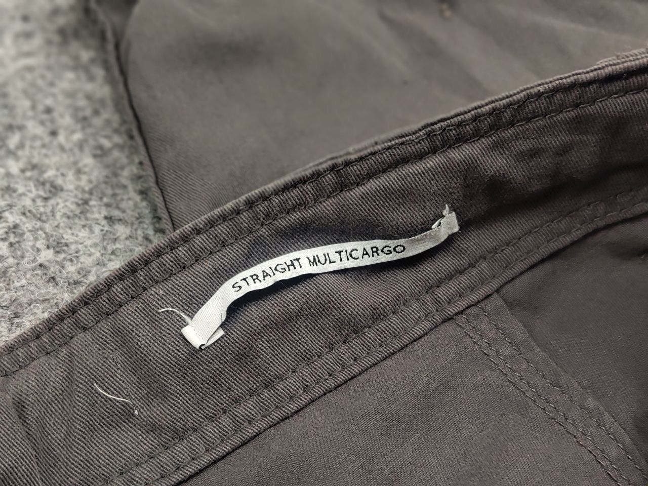 Japanese Brand Vintage Japan Style Y2K Straight Multicargo Gray Baggy Pants Size US 32 / EU 48 - 13 Thumbnail