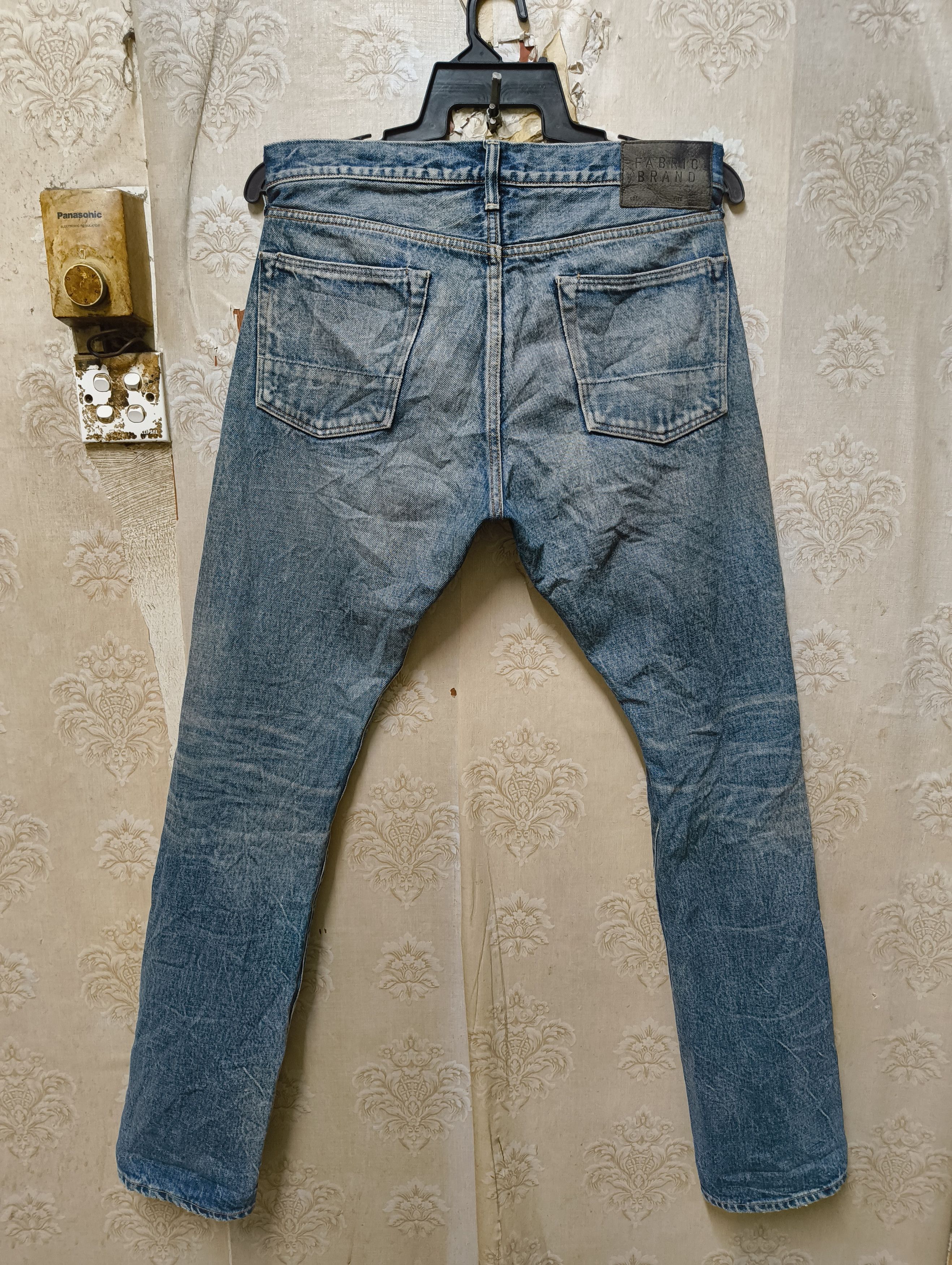 Fabric Brand & Co. FABRIC BRAND SELVEDGE DENIM DISTRESSED Size US 34 / EU 50 - 2 Thumbnail