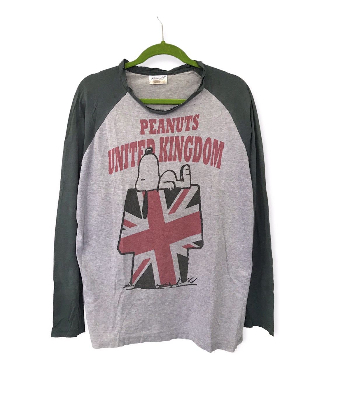 image of 90's Peanuts United Kingdom Long Sleeve Shirt, Men's (Size Large)