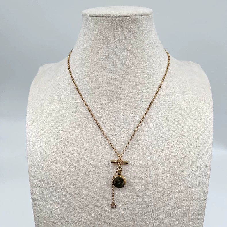 Louis Vuitton Louis Vuitton Gold Small Disk Necklace - dmc Size ONE SIZE - 1 Thumbnail