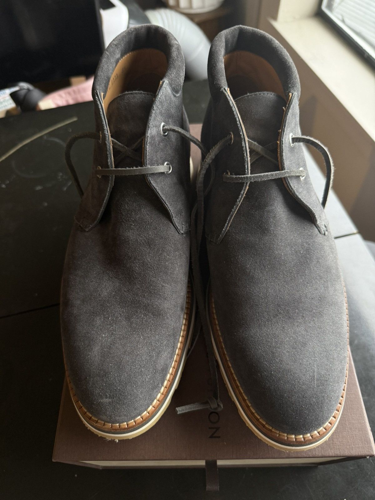 Louis Vuitton Louis Vuitton Men’s Suede Ankle Boots Size US 10 / EU 43 - 3 Thumbnail