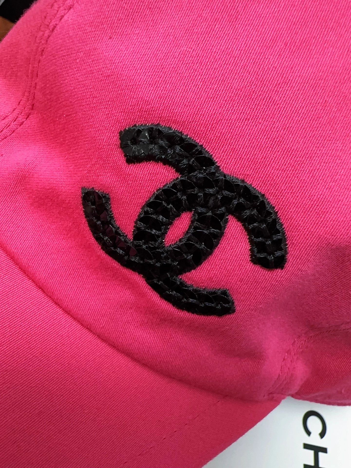 Chanel Chanel 24C pink black sequin CC logo baseball cap Size ONE SIZE - 6 Thumbnail
