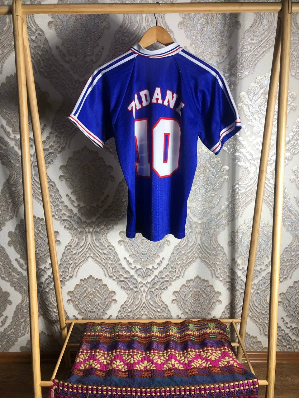 Vintage VERY RARE FRANCE ZIDANE 10 RETRO AOCCER JERSEY BLOKE Y2K 90s Size US S / EU 44-46 / 1 - 1 Thumbnail