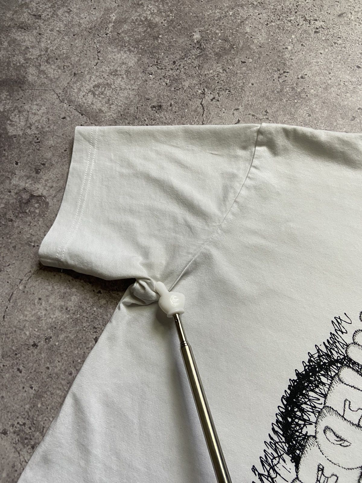 Comme des Garcons CDG Shirt x Kaws Edition Logo Tee White Medium Size US M / EU 48-50 / 2 - 7 Thumbnail