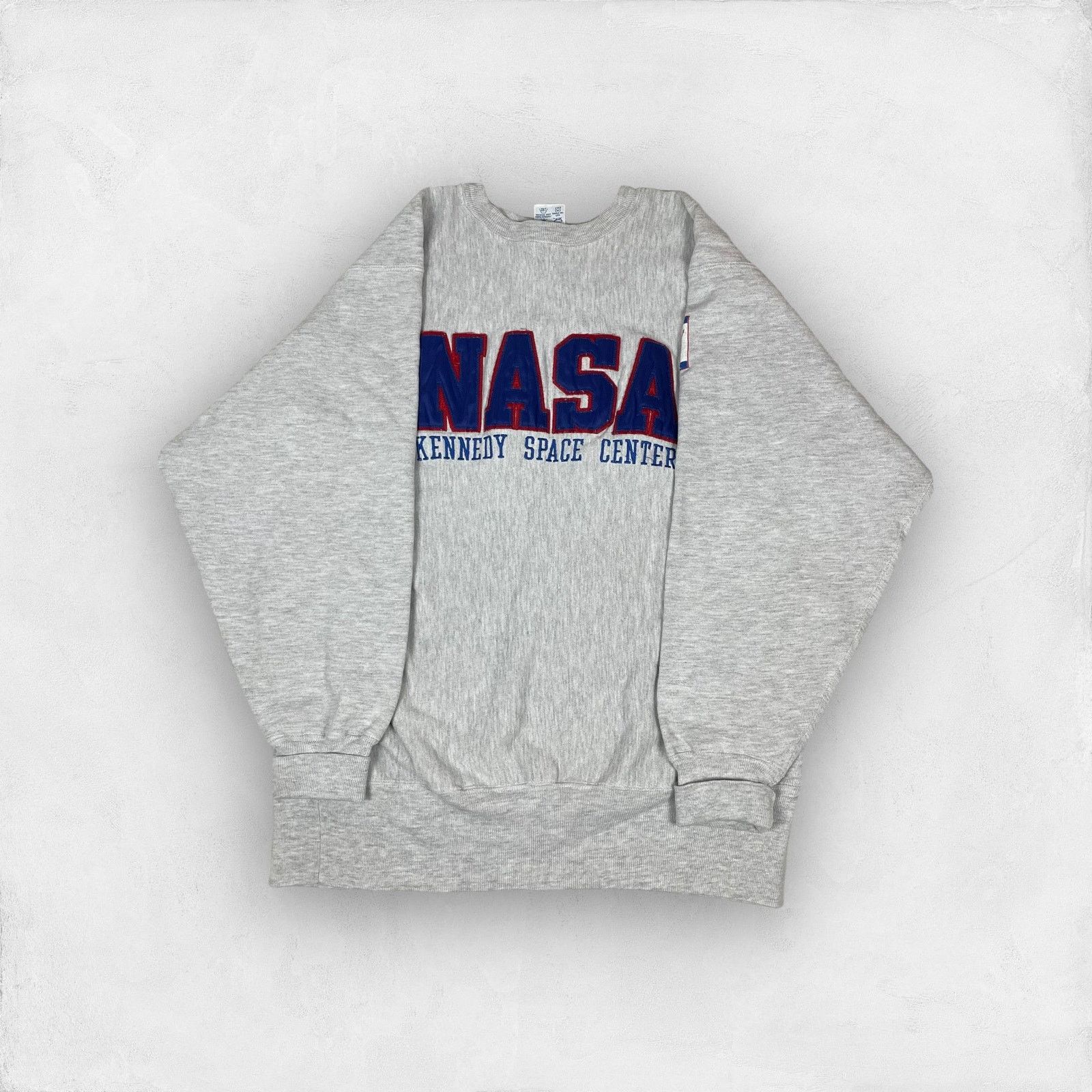 Champion × Vintage VTG Champion Men Gray Nasa Kennedy Space Center Sweatshirt L Size US L / EU 52-54 / 3 - 1 Thumbnail