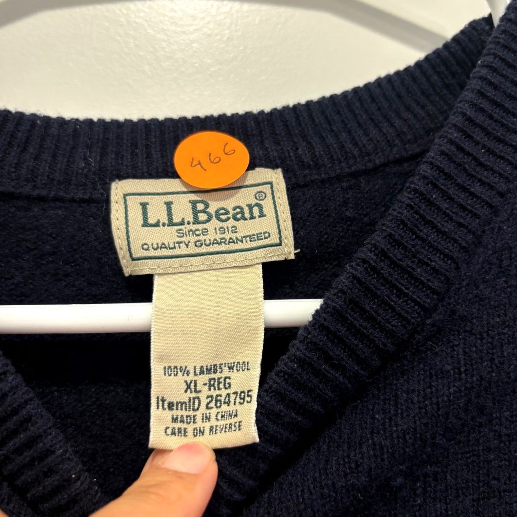 Vintage VTG LL Bean Mens XL Navy Blue 100% Lambswool Crewneck Sweater Regular Fit Size US XL / EU 56 / 4 - 2 Thumbnail