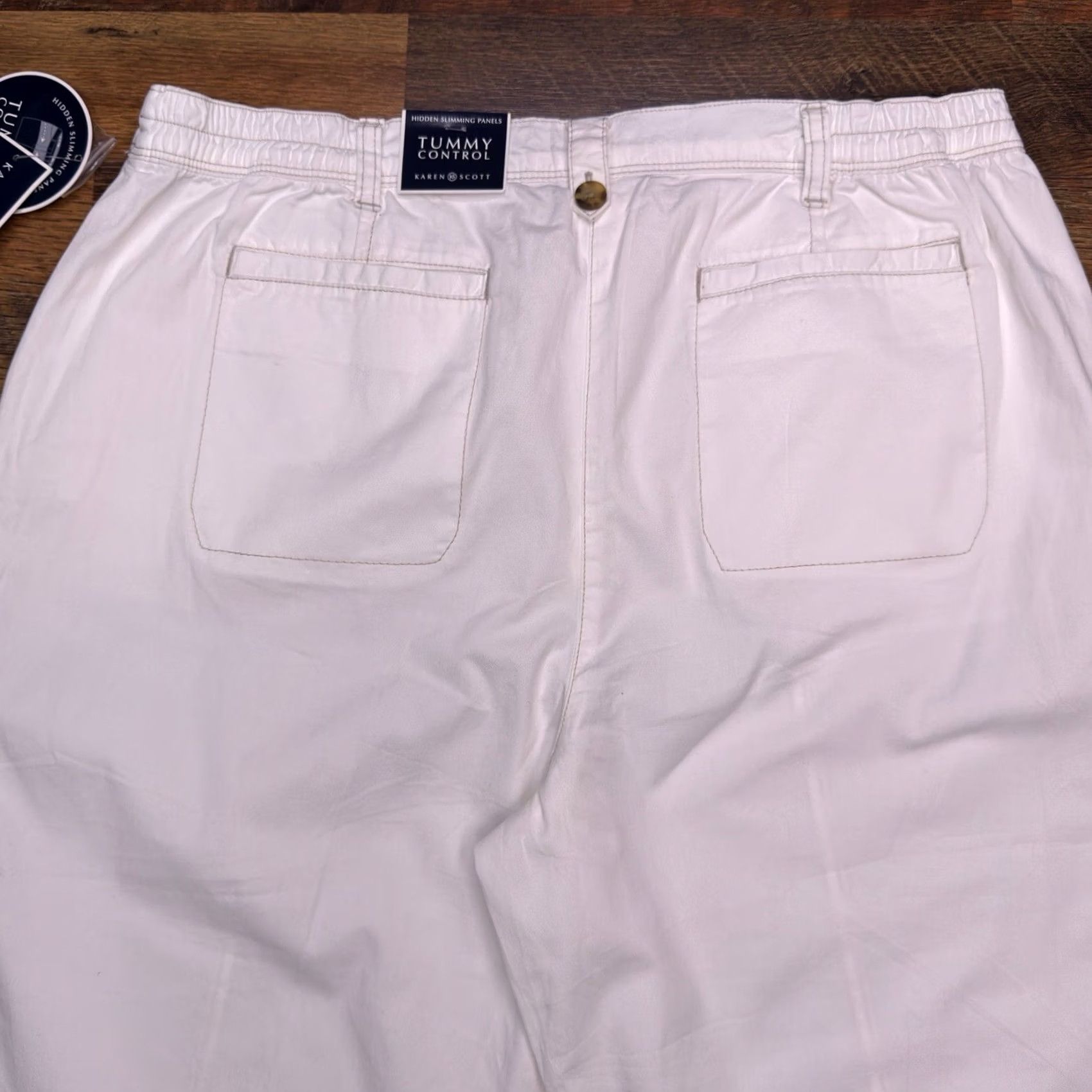 Vintage Karen Scott Capri Pants Womens 14 White High Rise Stretch Twill Straight Leg Jeans? (Note: "Jeans" not in original; keep as Pants) Size 36" / US 14 / IT 50 - 7 Thumbnail