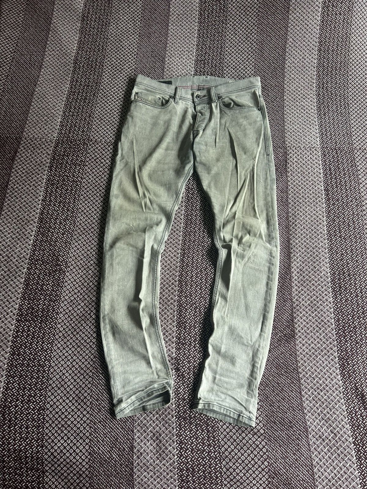 Diesel Vintage Diesel Tepphar Jeans Streetwear Style Size 30 Casual Size US 30 / EU 46 - 8 Thumbnail