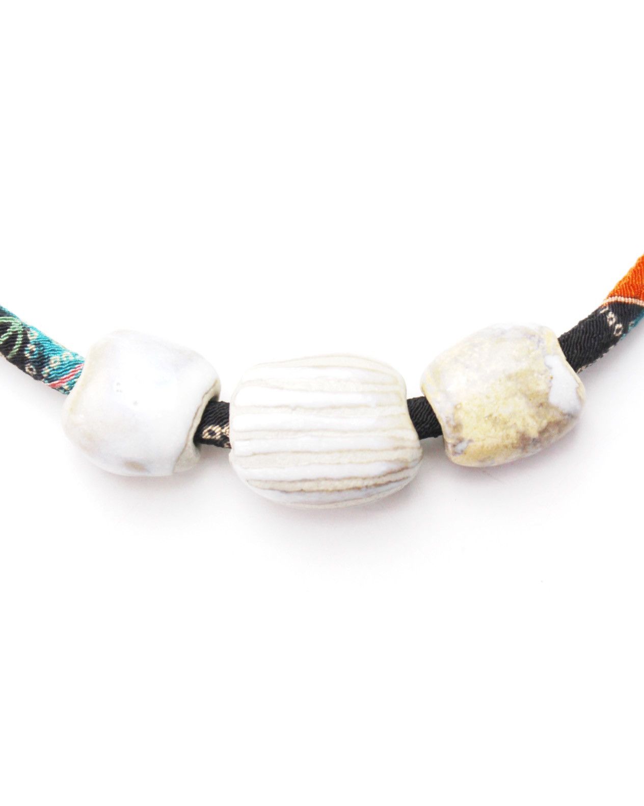 Vintage 2000S JAPANESE HANDCRAFTED GEMSTONE NECKLACE – KIMONO FABRIC Size ONE SIZE - 3 Thumbnail