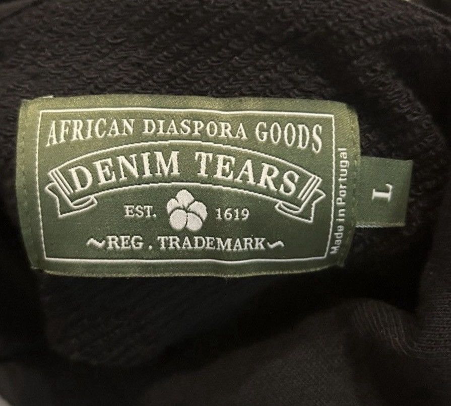 DENIM TEARS Denim Tears Monochrome Cotton Wreath Hoodie Size US L / EU 52-54 / 3 - 3 Thumbnail