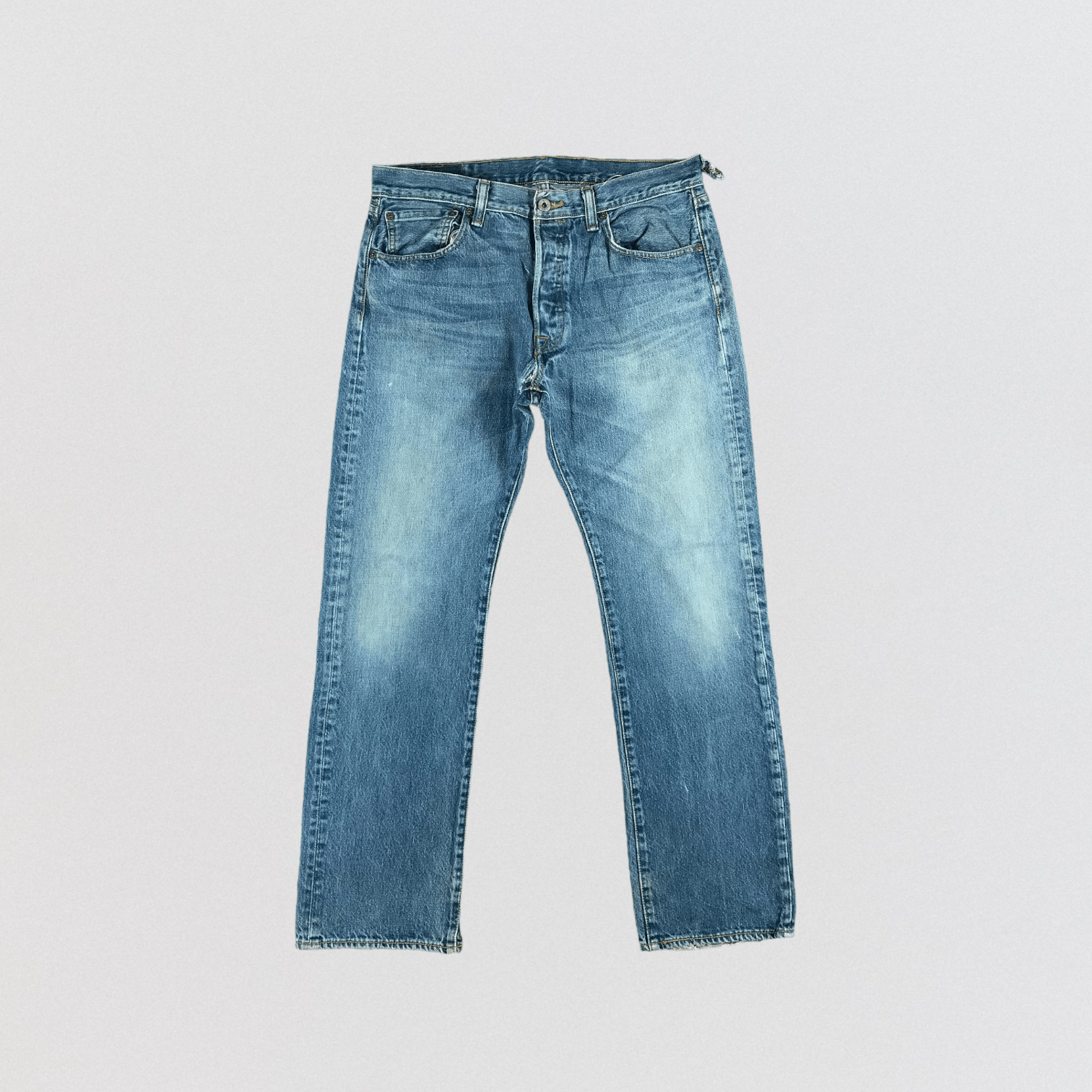 Levi's × Vintage Vintage Blue Wash Levis 501 Jeans-JM2386 Size US 34 / EU 50 - 1 Thumbnail