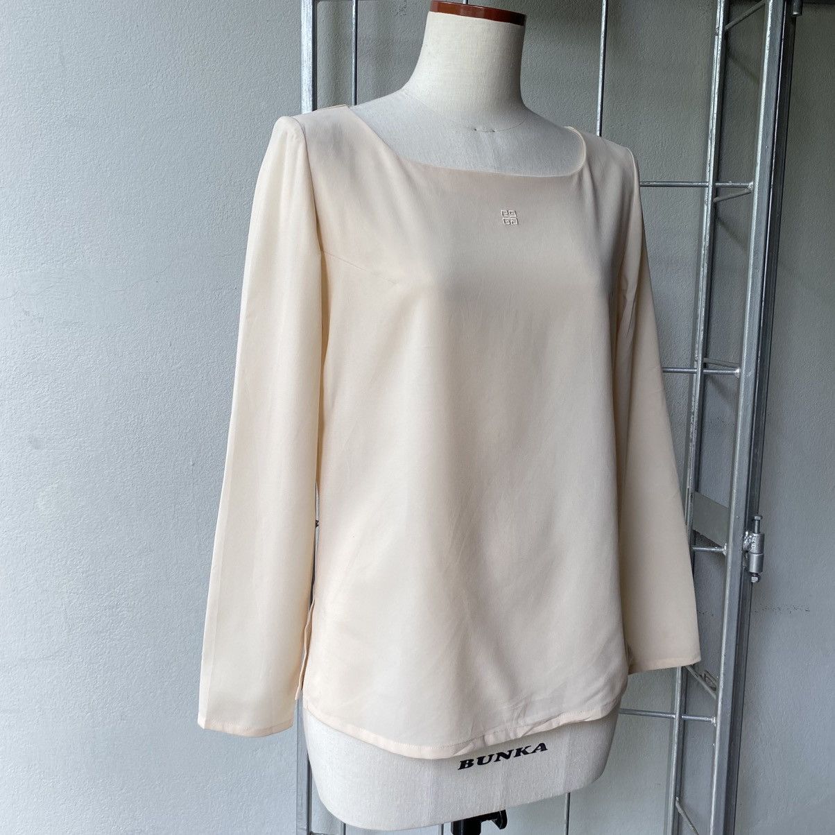 Givenchy Givenchy Soft Yellow Luxe Blouse Size XS / US 0-2 / IT 36-38 - 1 Thumbnail
