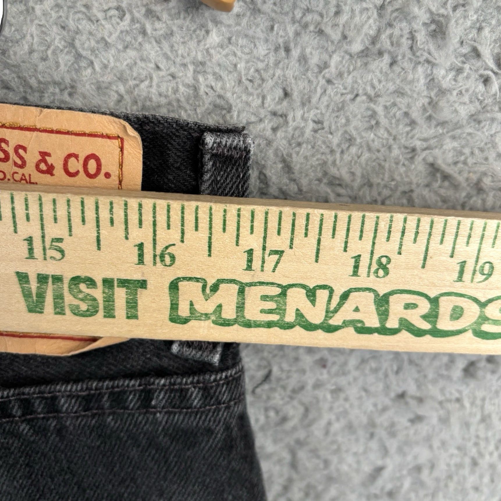 Levi's VINTAGE Levi's 505 Jeans Mens 33 Regular Black 30 in 30 Inseam Straight Fit 5-Pocket Denim Jeans Waist 33 Mens Size US 33 - 5 Thumbnail
