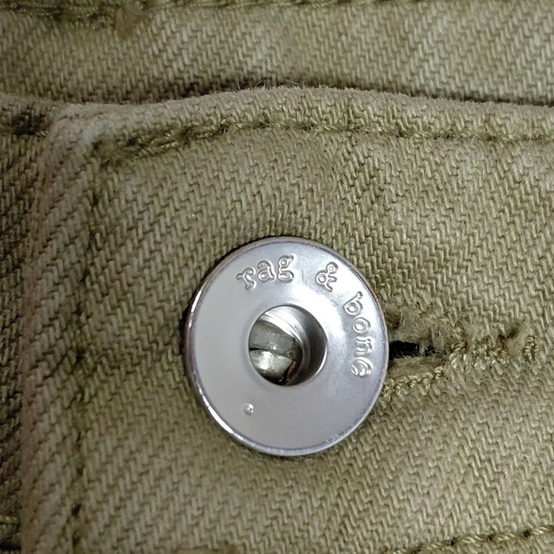 Rag & Bone rag & bone NEW YORK WDD2A51965SPLO Light Olive Cotton Shorts Regular 25 Women Casual Button Raw Hem 100% Cotton Size 42" / US 20 - 3 Thumbnail