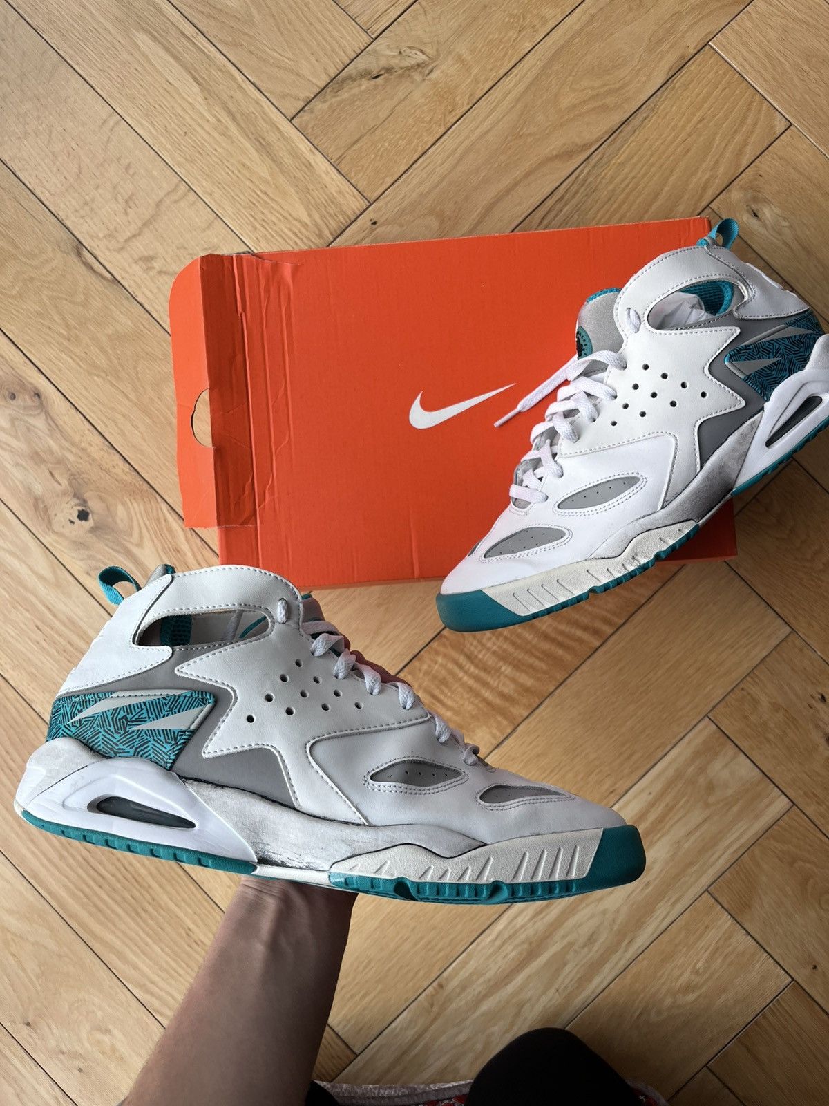 Nike Nike Air Tec Challenge AGASSI Huarache White Turbo Green Size US 10 / EU 43 - 2 Thumbnail