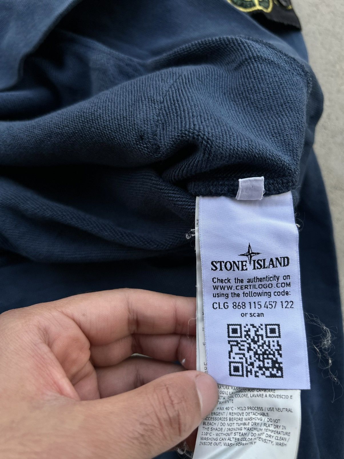 Stone Island STONE ISLAND BLUE LOGO PATCH HOODIE Size US L / EU 52-54 / 3 - 12 Thumbnail