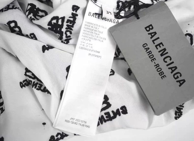 Balenciaga Balenciaga size 39 White graffiti full logo short sleeve s Size US XS / EU 42 / 0 - 6 Thumbnail
