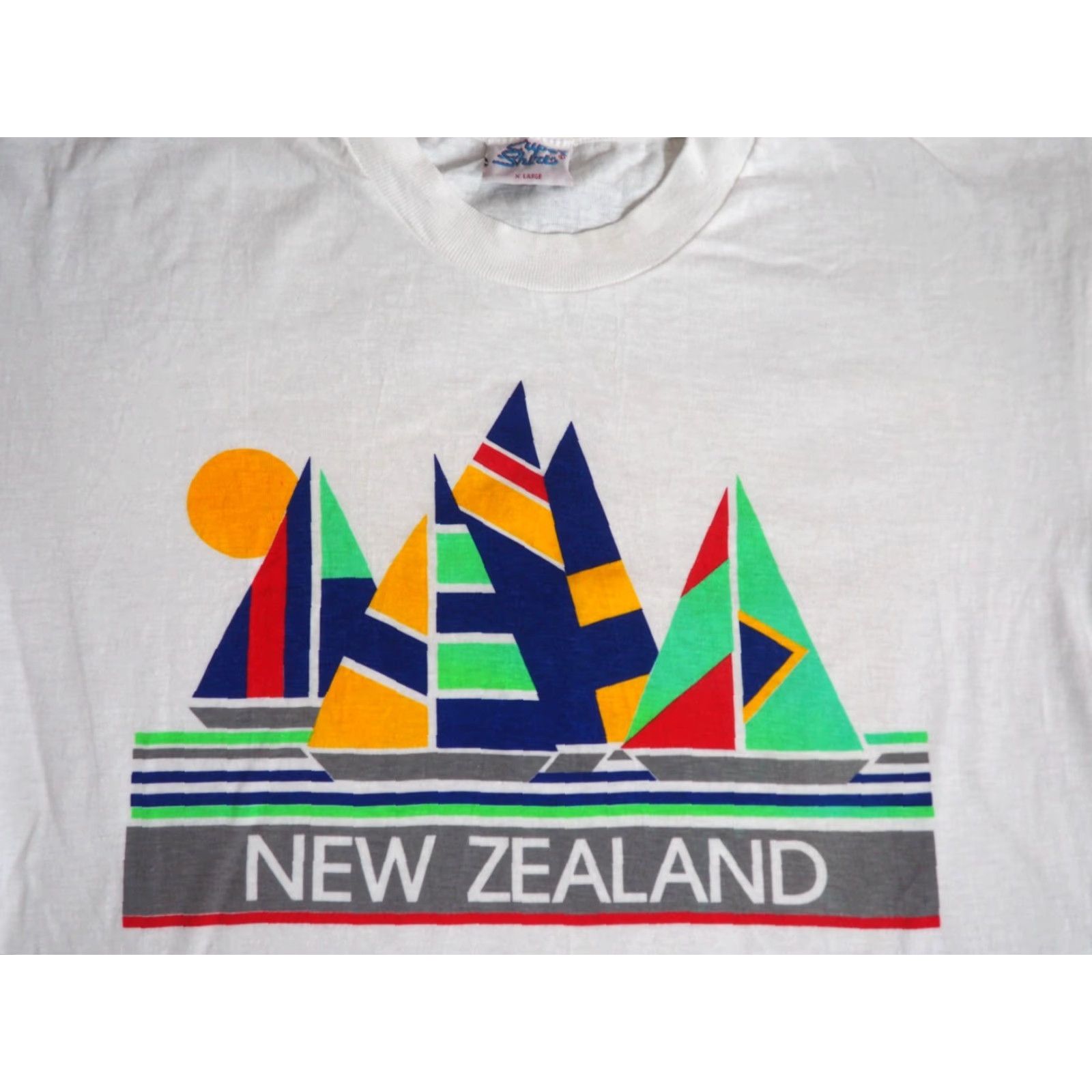 Vintage VTG 90s New Zealand Sailboat Sailing Art White Tee T-Shirt Mens L Size US L / EU 52-54 / 3 - 3 Thumbnail