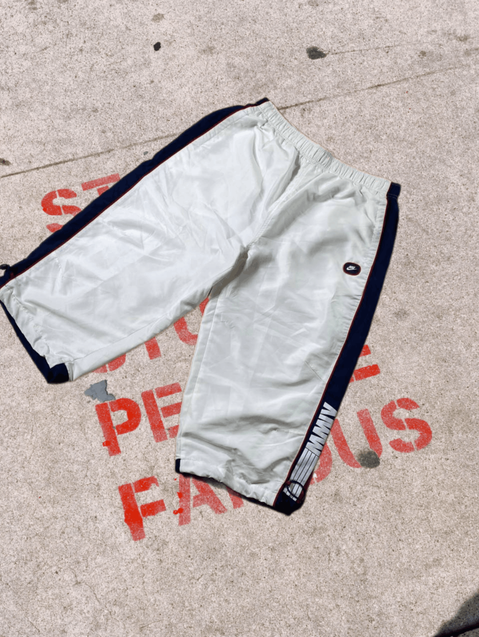 Nike × Vintage Vintage Nike Shorts Size US 32 / EU 48 - 1 Thumbnail