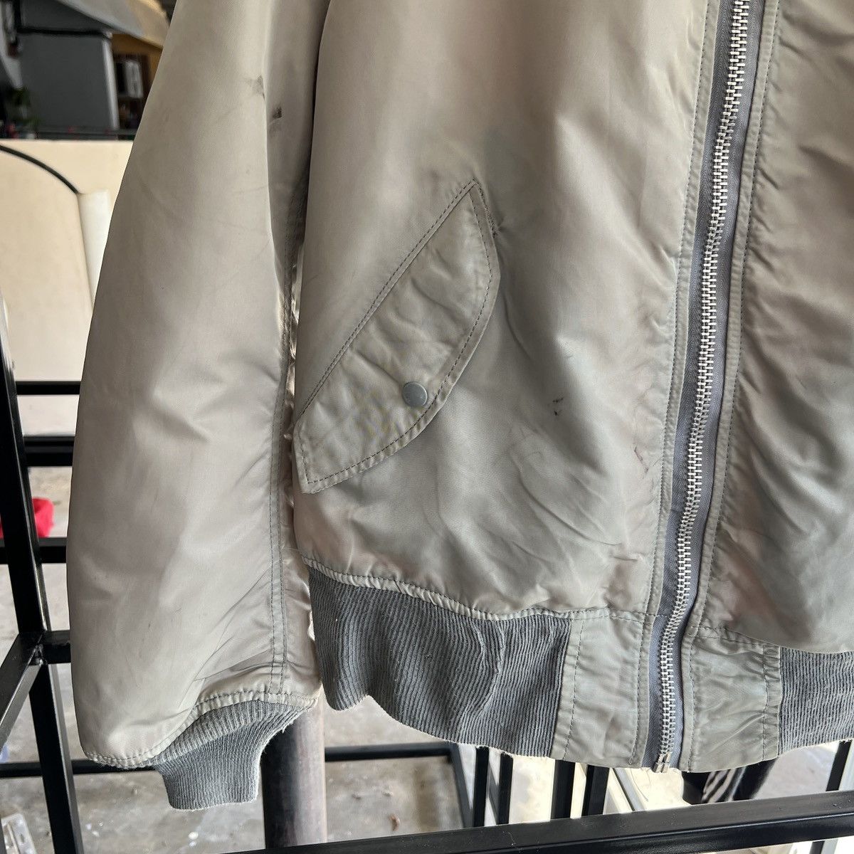 Alpha Industries 🔥 Vintage Alpha Industries Ma 1 Bomber Jacket Made In Usa Size US L / EU 52-54 / 3 - 3 Thumbnail