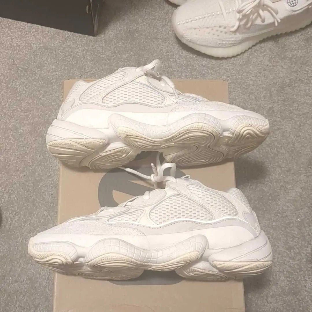 Adidas Adidas Yeezy 500 Bone White FV3573 Size 7 US Men Used Size US 8 / IT 38 - 1 Thumbnail