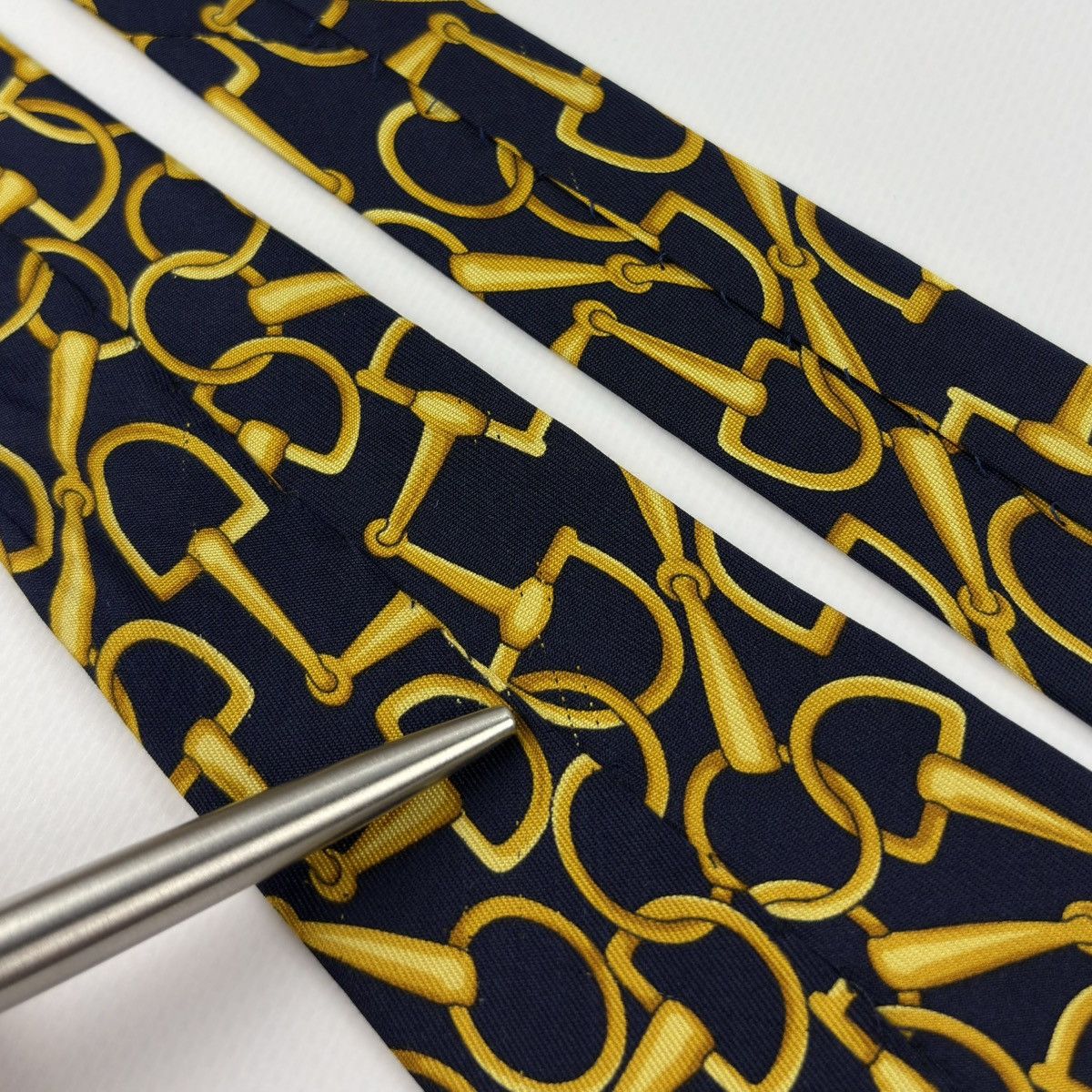 Gucci Gucci Vintage Silk Tie rare nice design Made in Italy Size ONE SIZE - 17 Thumbnail