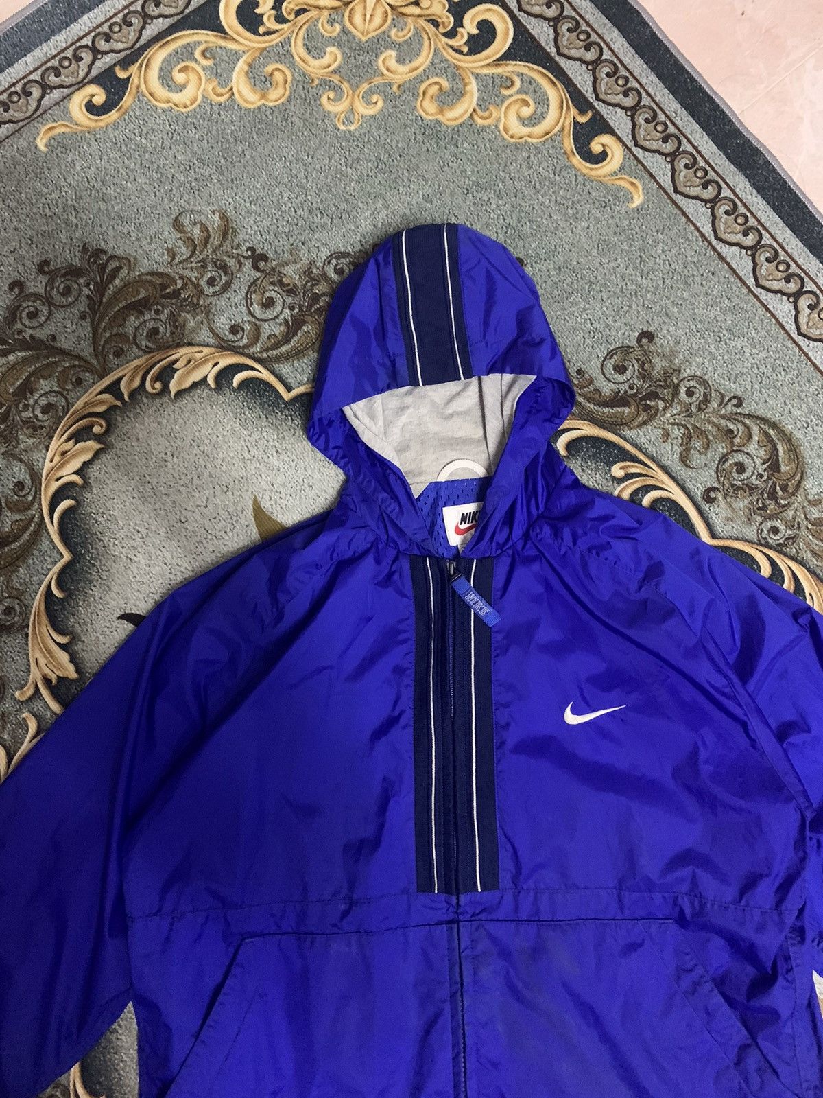 Nike Vintage 90 Nike Youth Fleece-Lined Hooded Windbreaker Jacket Size US L / EU 52-54 / 3 - 2 Thumbnail