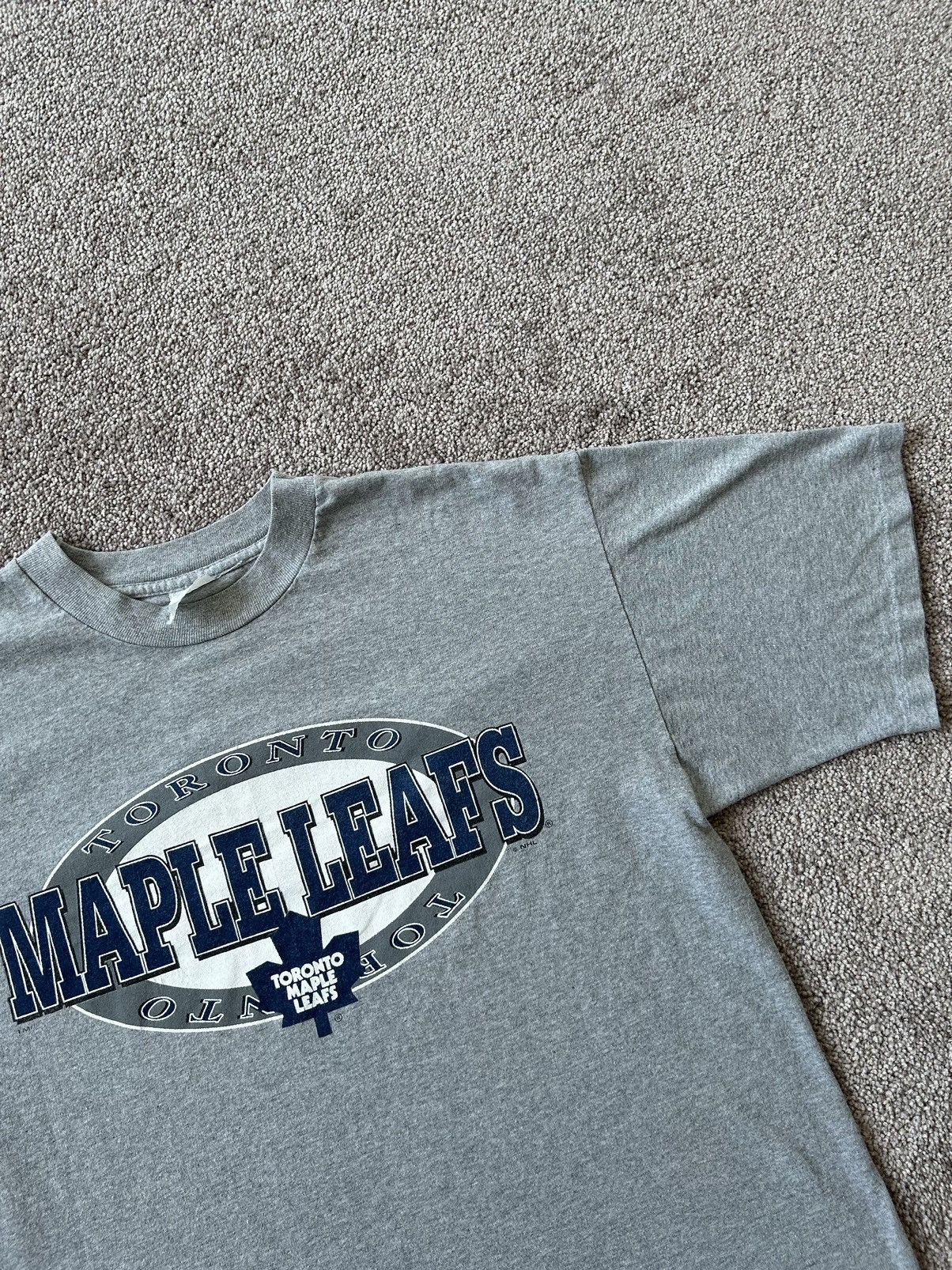 NHL × Vintage Vintage 90s Single Stitch Toronto Maple Leafs Graphic Tee Size US M / EU 48-50 / 2 - 2 Thumbnail