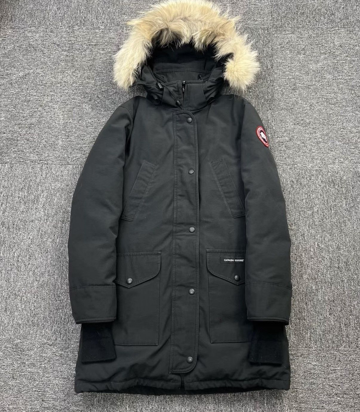 Canada Goose Canada Goose / Black Mid-Length Parka Down Jacket K12 Size S / US 4 / IT 40 - 1 Thumbnail