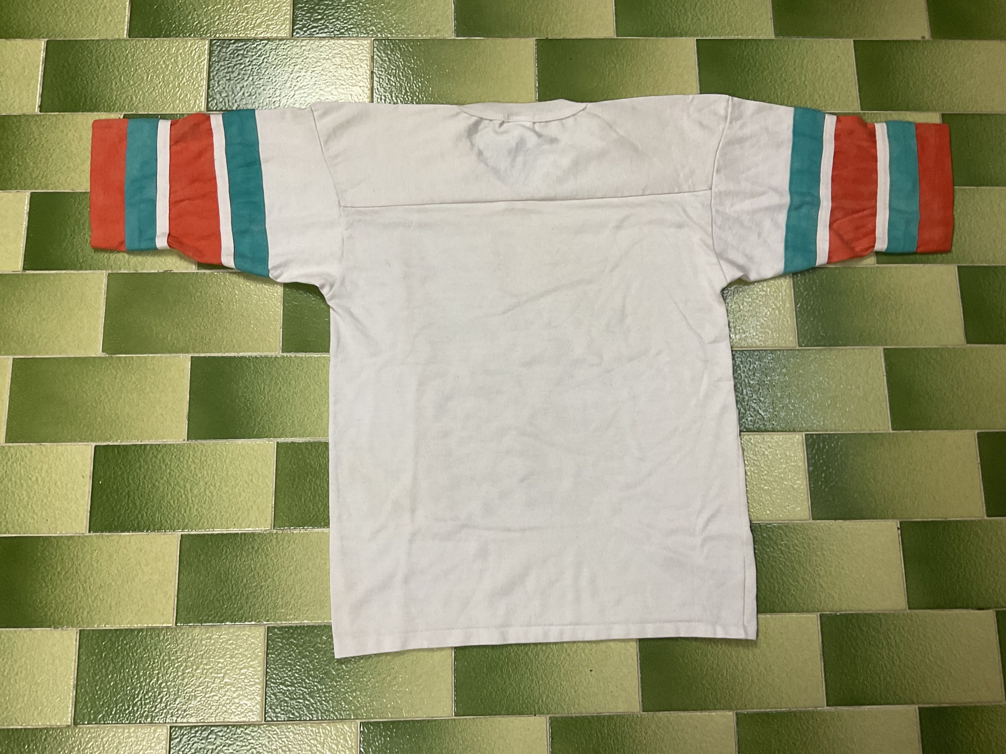 NFL Vintage 90s Miami Dolphins Raglan Tshirt V-Neck 3/4 Sleeve Size US M / EU 48-50 / 2 - 2 Thumbnail