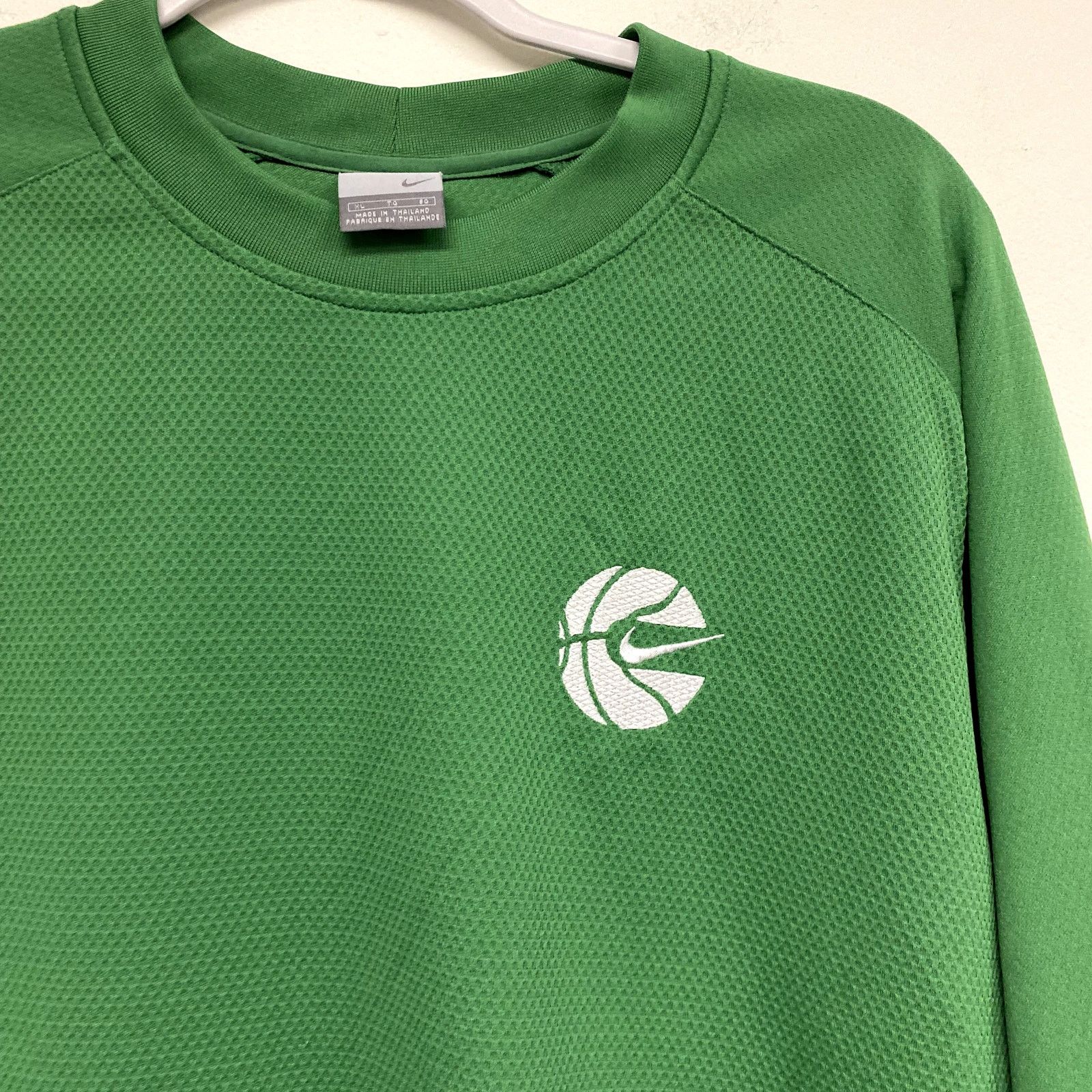 Nike Vintage Y2K Nike Swoosh Team Long Sleeve Shooting Jersey Size US XL / EU 56 / 4 - 2 Thumbnail