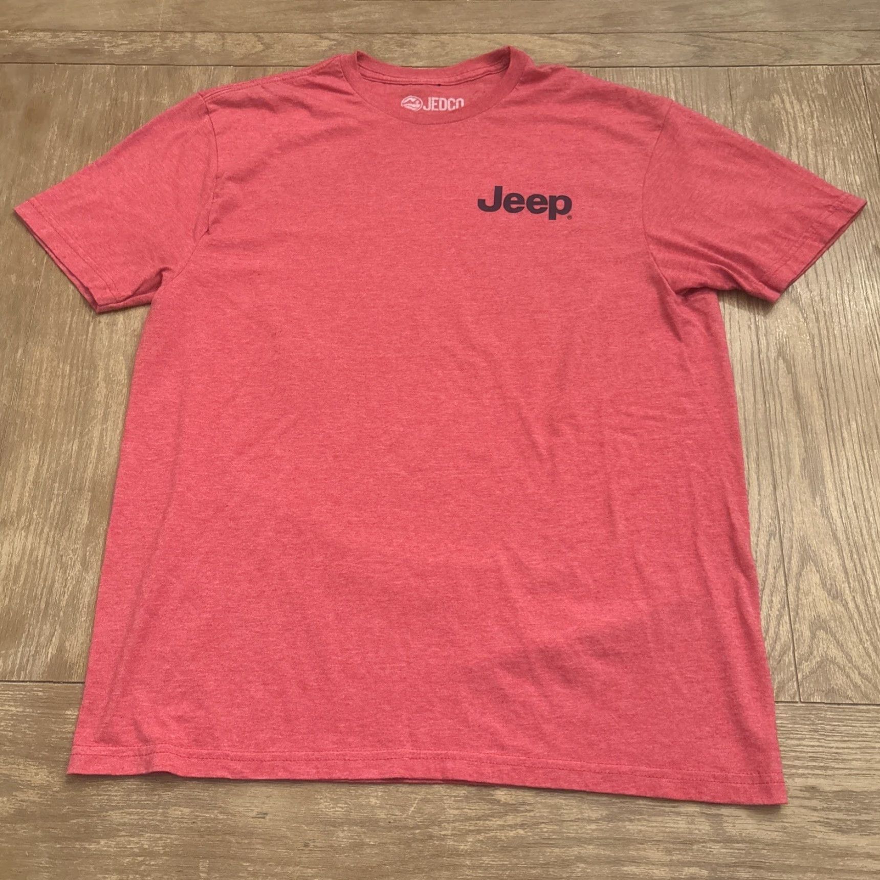 Jeep Jedco T-Shirt Back To The Beach Graphic Jeep Red L Men EUC Size US L / EU 52-54 / 3 - 2 Thumbnail