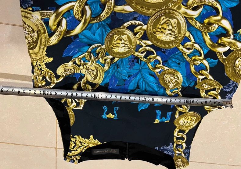 Versace Versace Main line dress Size M / US 6-8 / IT 42-44 - 9 Thumbnail